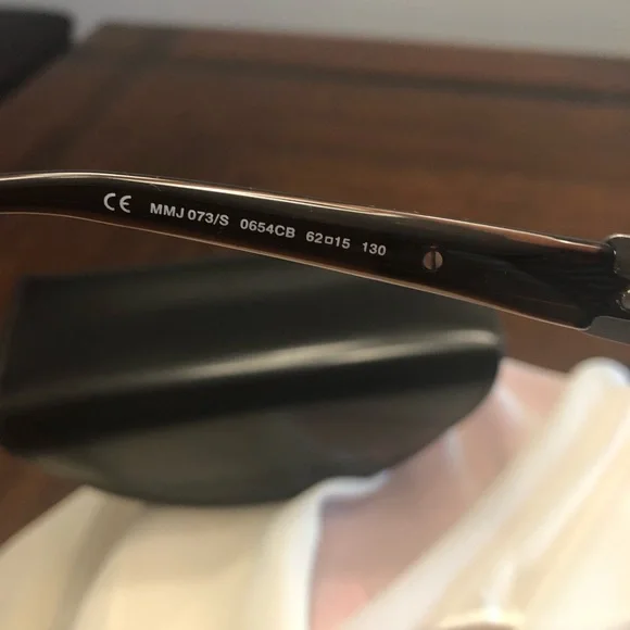 Marc Jacobs Women’s Sunglasses - Picture 3 of 5